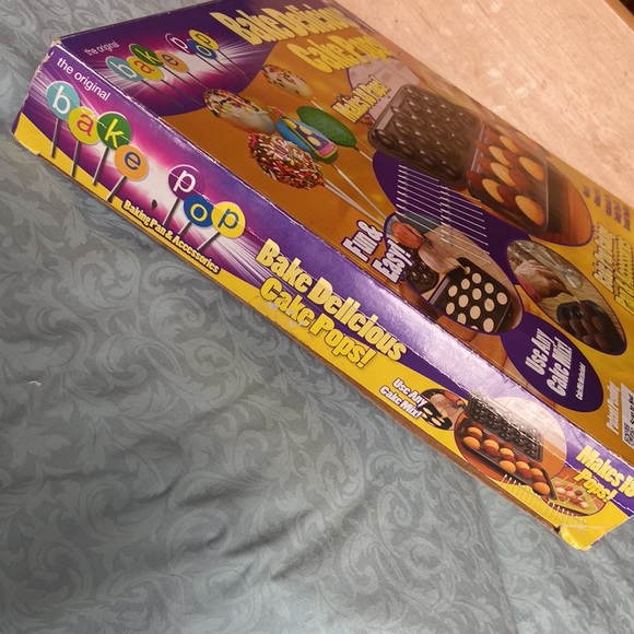 As Seen on TV Bake Delicious Cake Pops - Picture 4 of 11